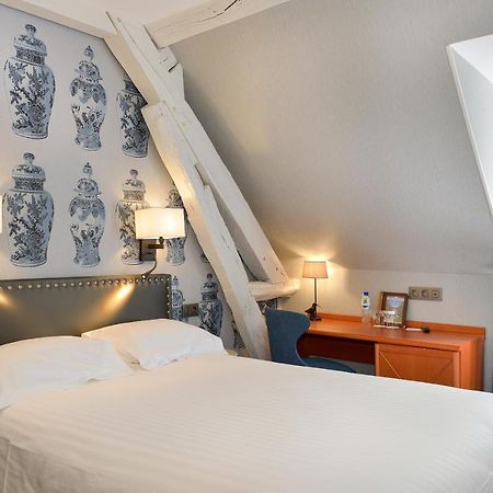Logis Domaine De Valaudran Hotell Salbris Exteriör bild