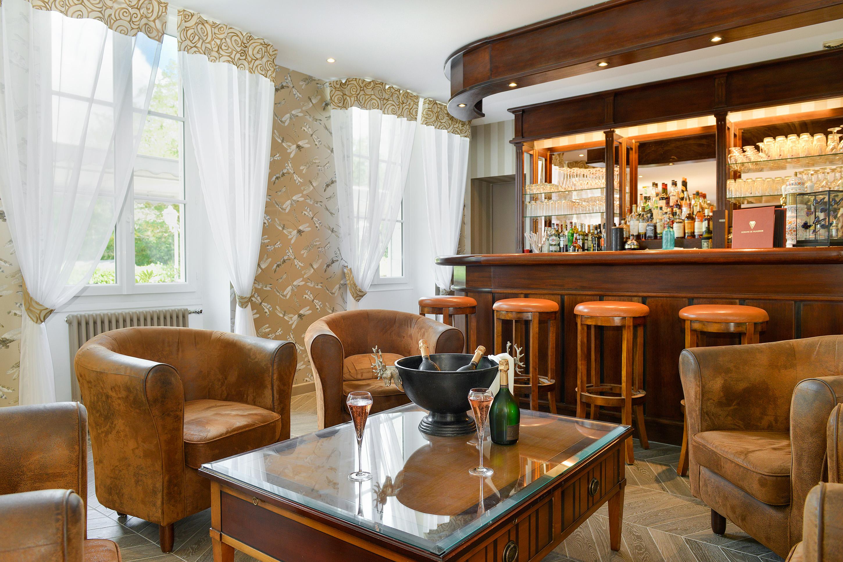 Logis Domaine De Valaudran Hotell Salbris Exteriör bild